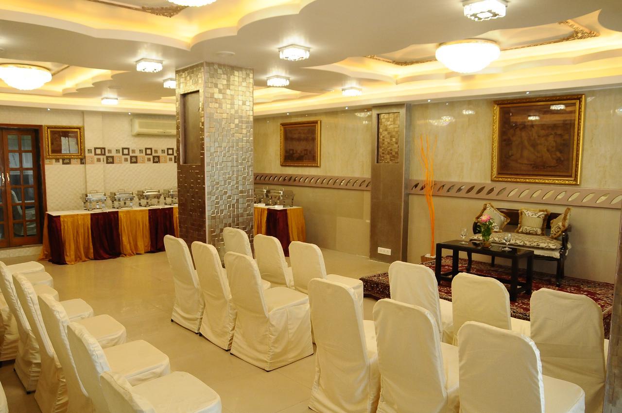 Kanchi Residency Hotel 2*