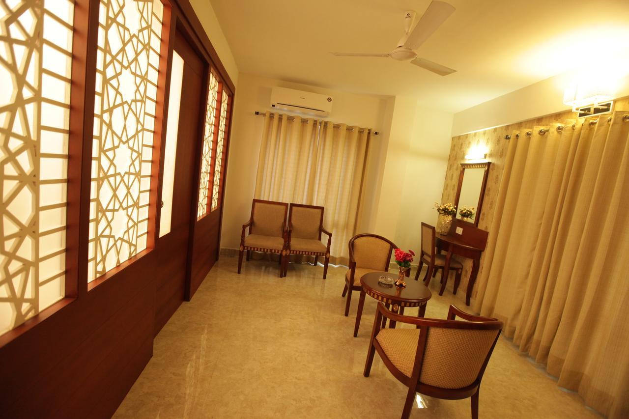 Hotel Grand Cascade 3*