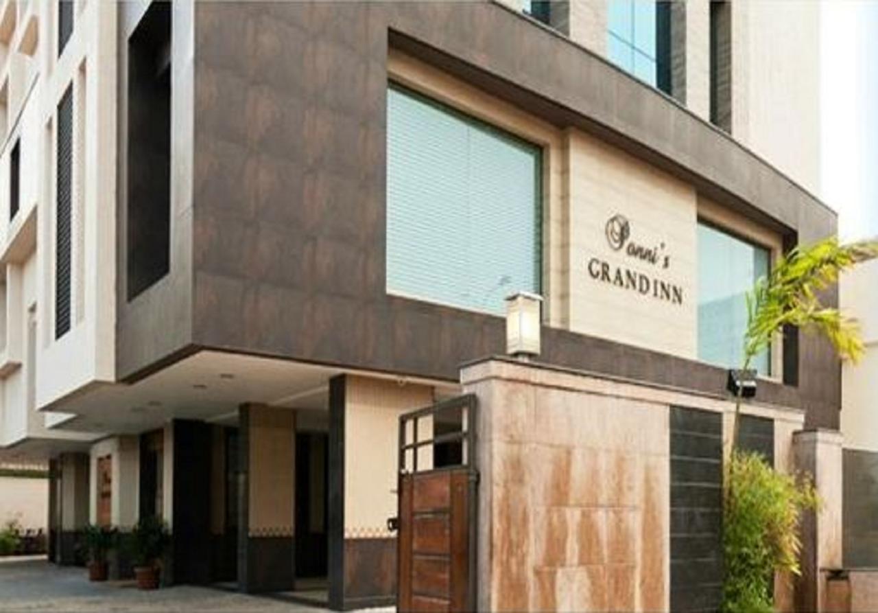 Ponnis Grand Pensão Chennai