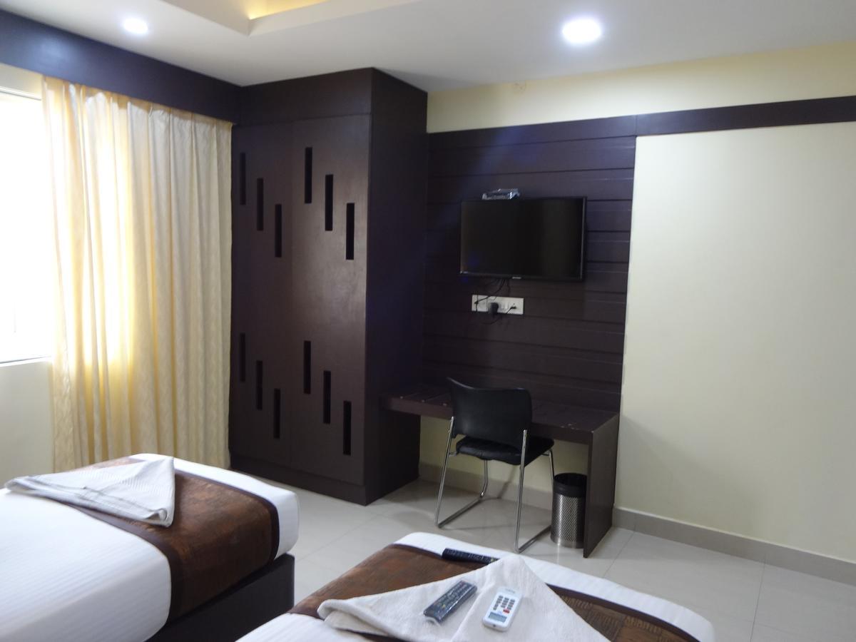 White Mount Hotel 2*