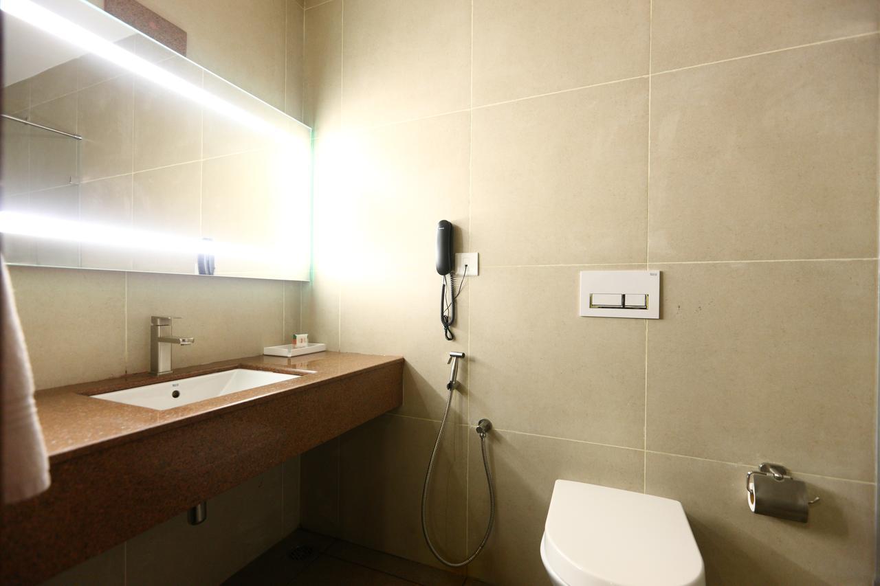 Hotel Fabhotel Prime Adore Residency 2*