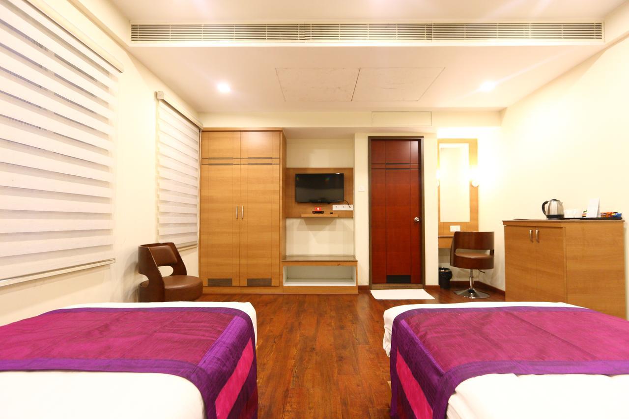 Fabhotel Prime Adore Residency