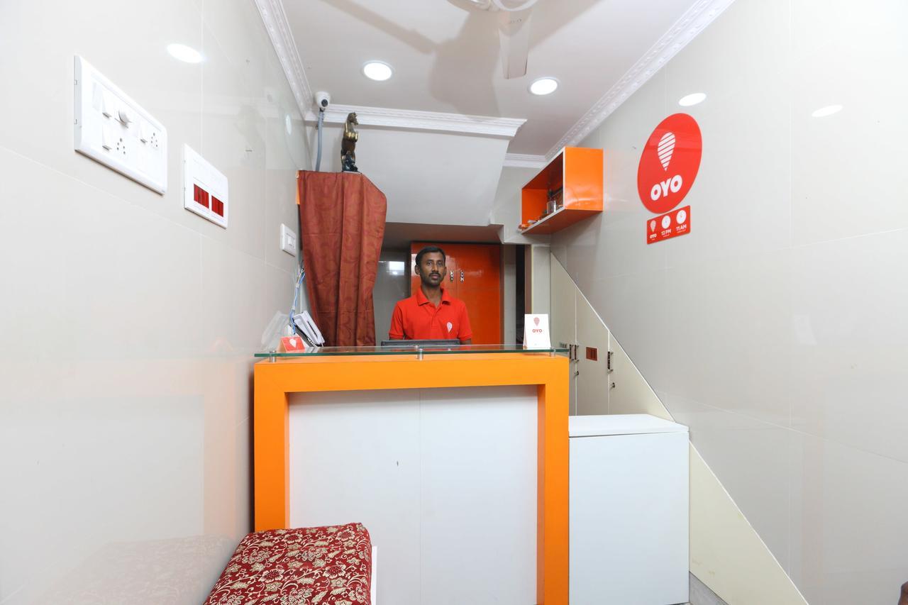Hotel Oyo 13006 Arumbakkam 3*