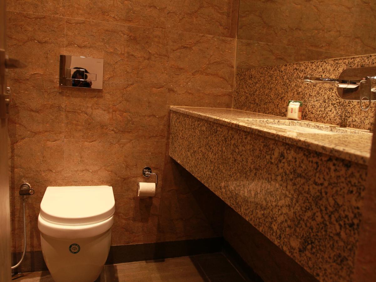 Hotel Oyo 8628 Blue Oceans & Chennai