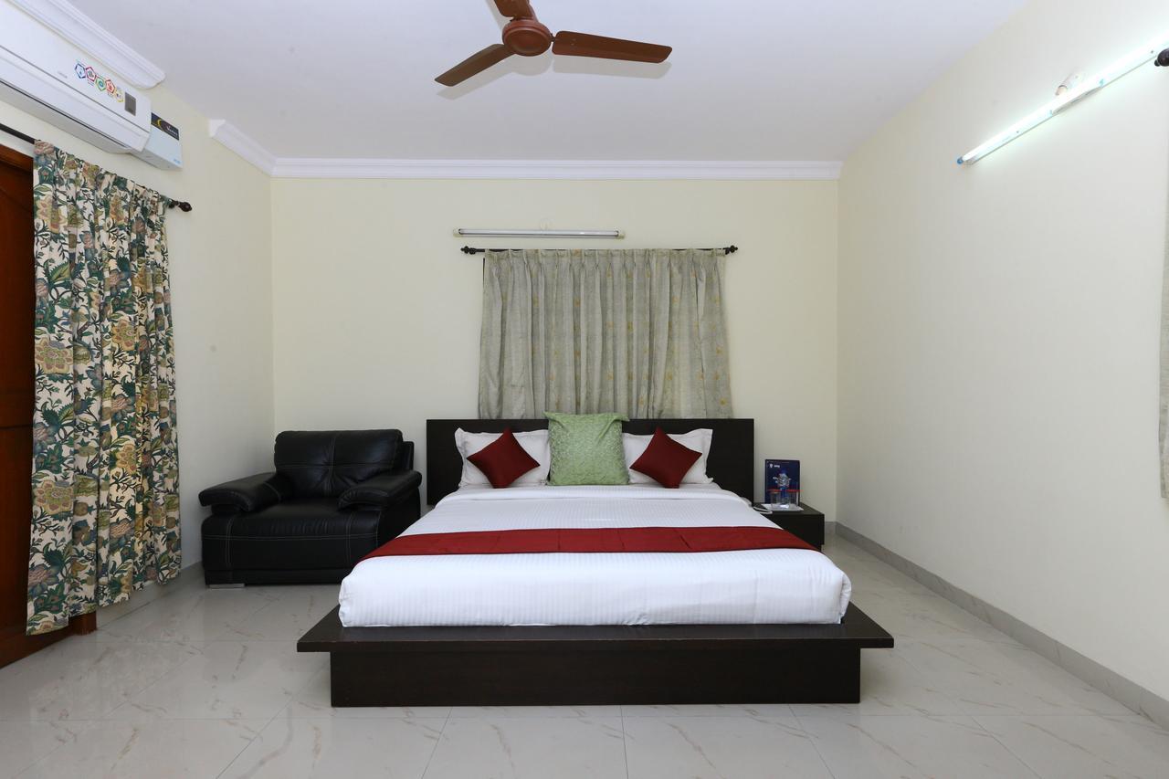 Oyo 9257 Egmore 3* Chennai