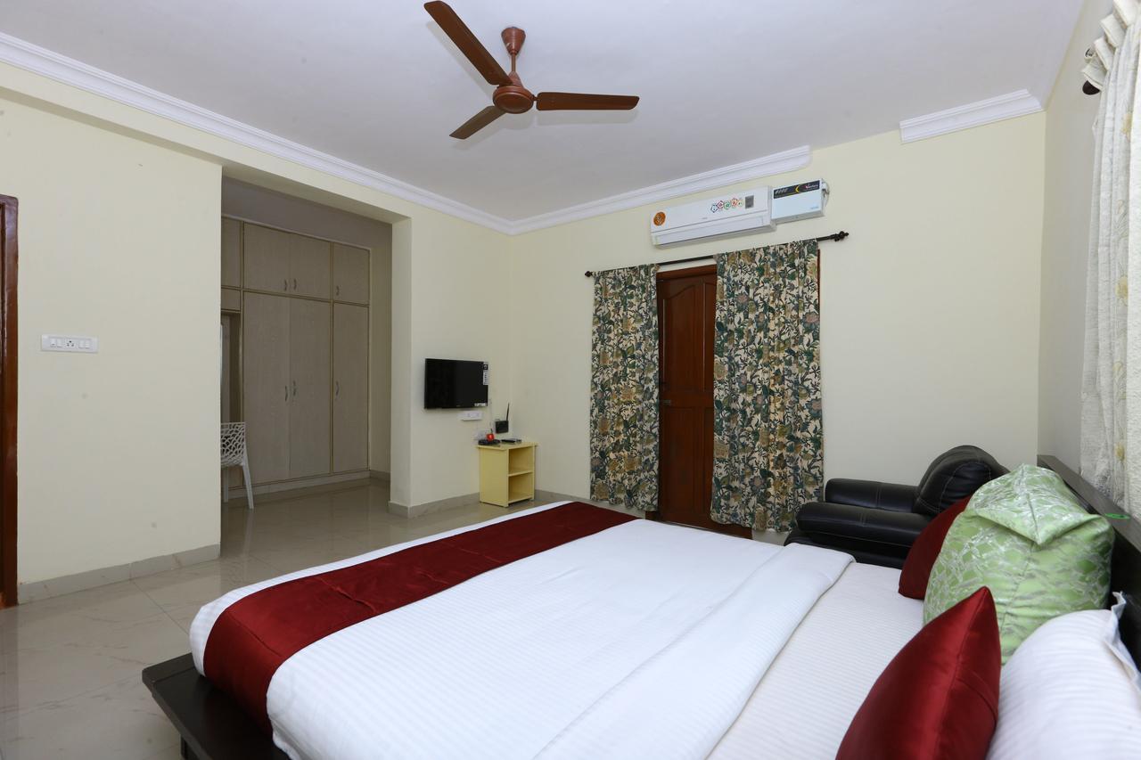 Hotel Oyo 9257 Egmore
