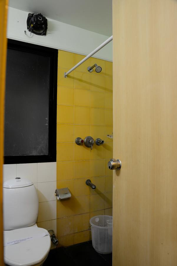 Oyo 14933 Rpr Residency Hotel