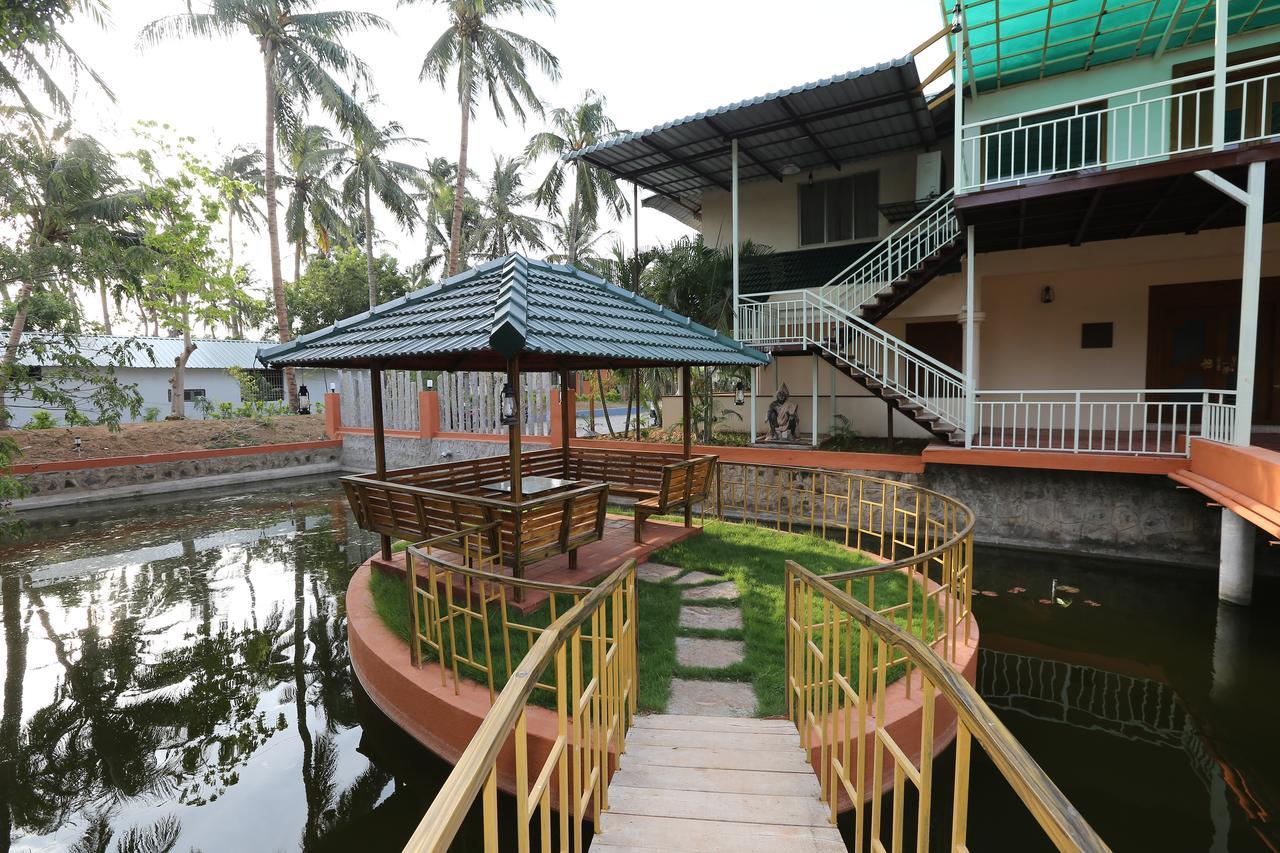 Resort Mermaid & Banquets 3*