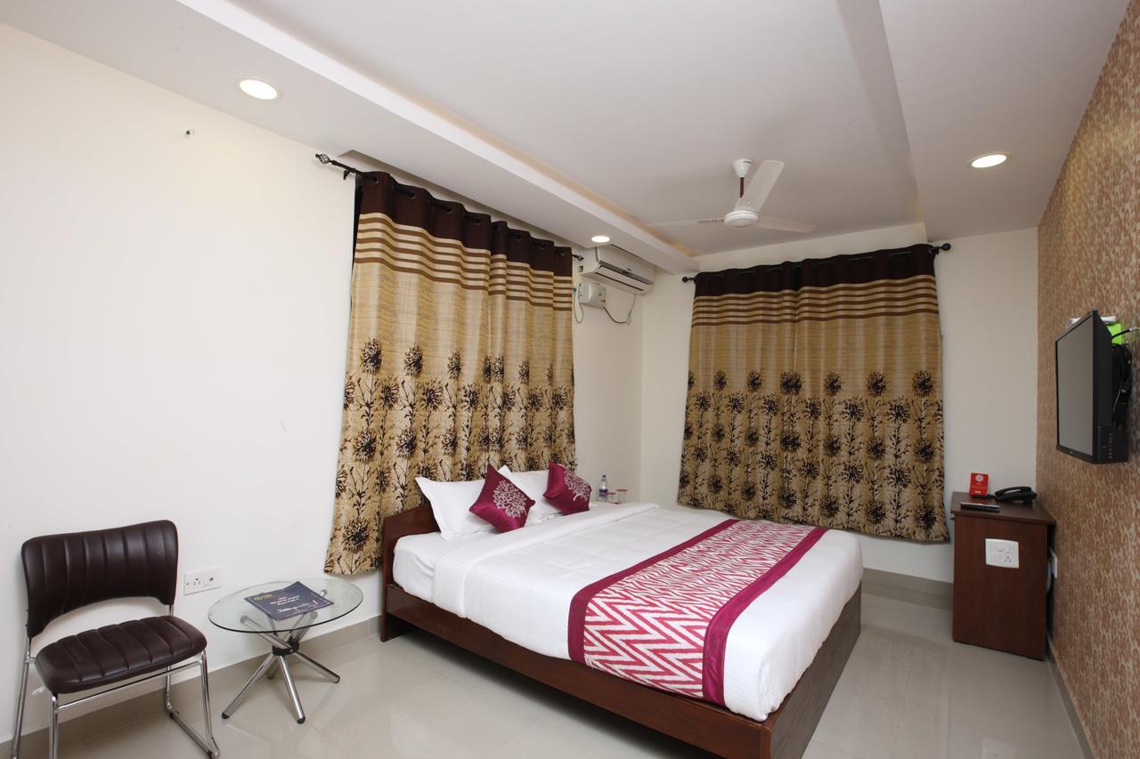 Oyo 14441 Sri Ramani And 3* Chennai