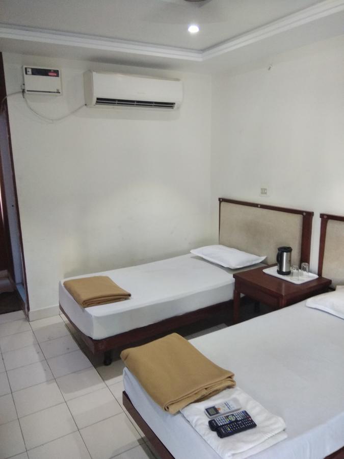 Ashiqa Palace Hotel *