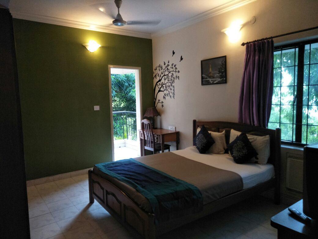 Bed & Breakfast Happy Service Chennai