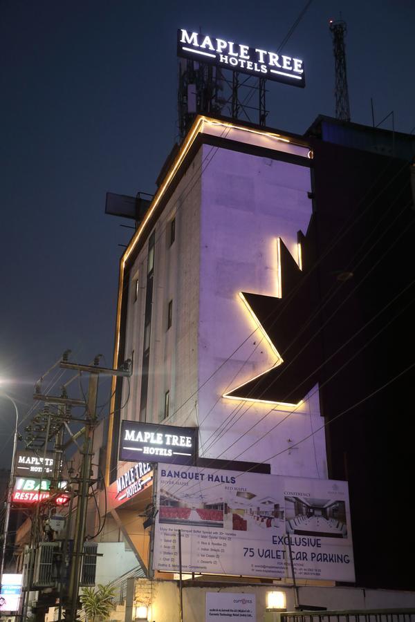Maple Tree Hotel 3*