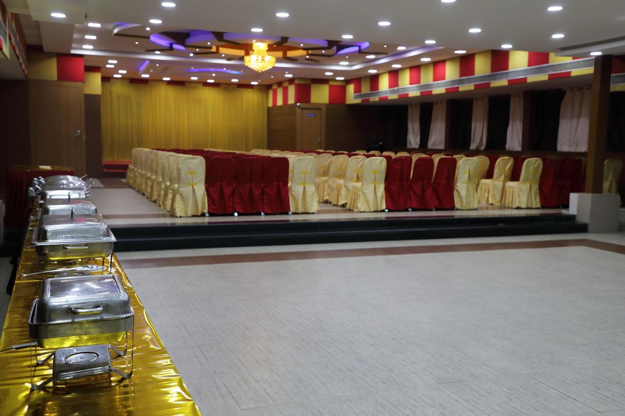Maple Tree Hotel Chennai