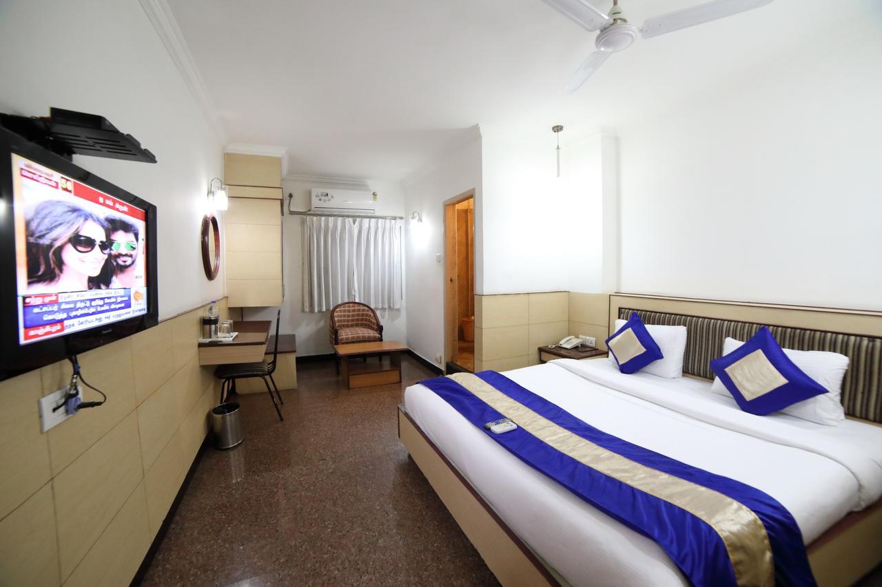 Maple Tree Hotel