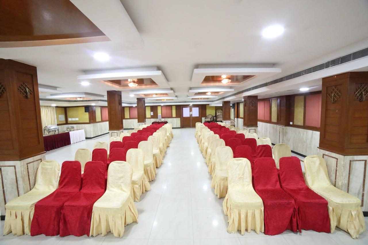 Hotel Maple Tree 3*