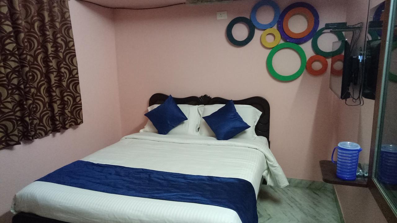 Tharif Residency Hotel *