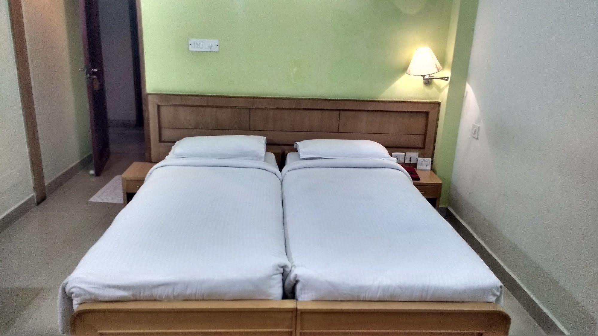Hotel Mount Manor 3*