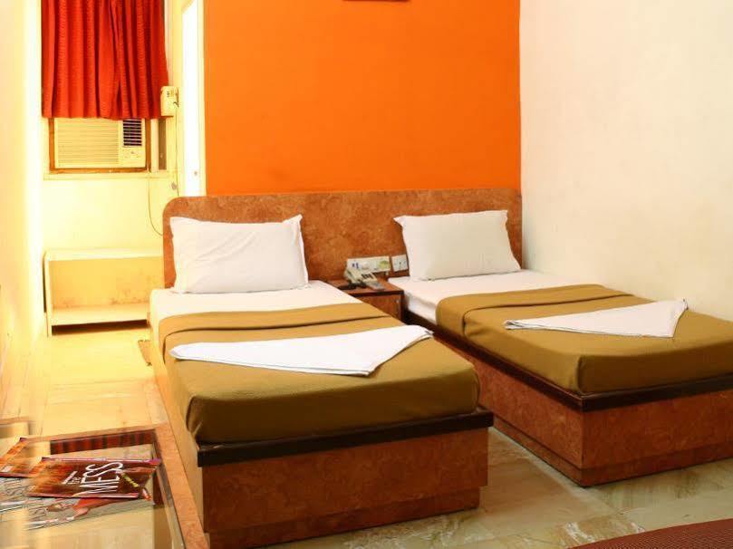 Hotel Suriya International