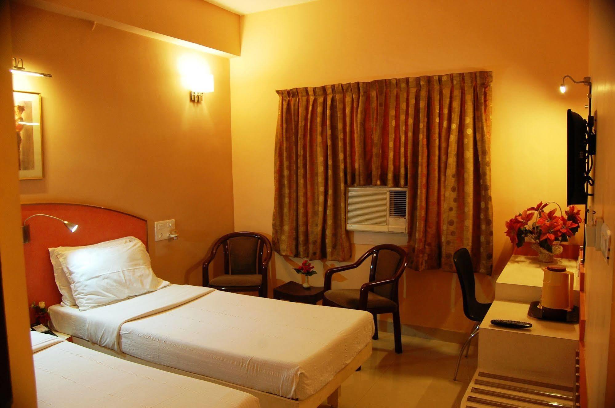 Pandian Hotel