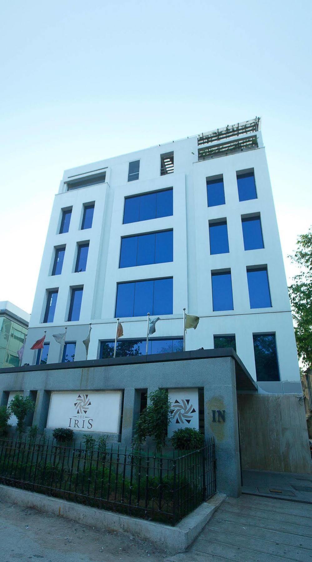 H 3* Chennai