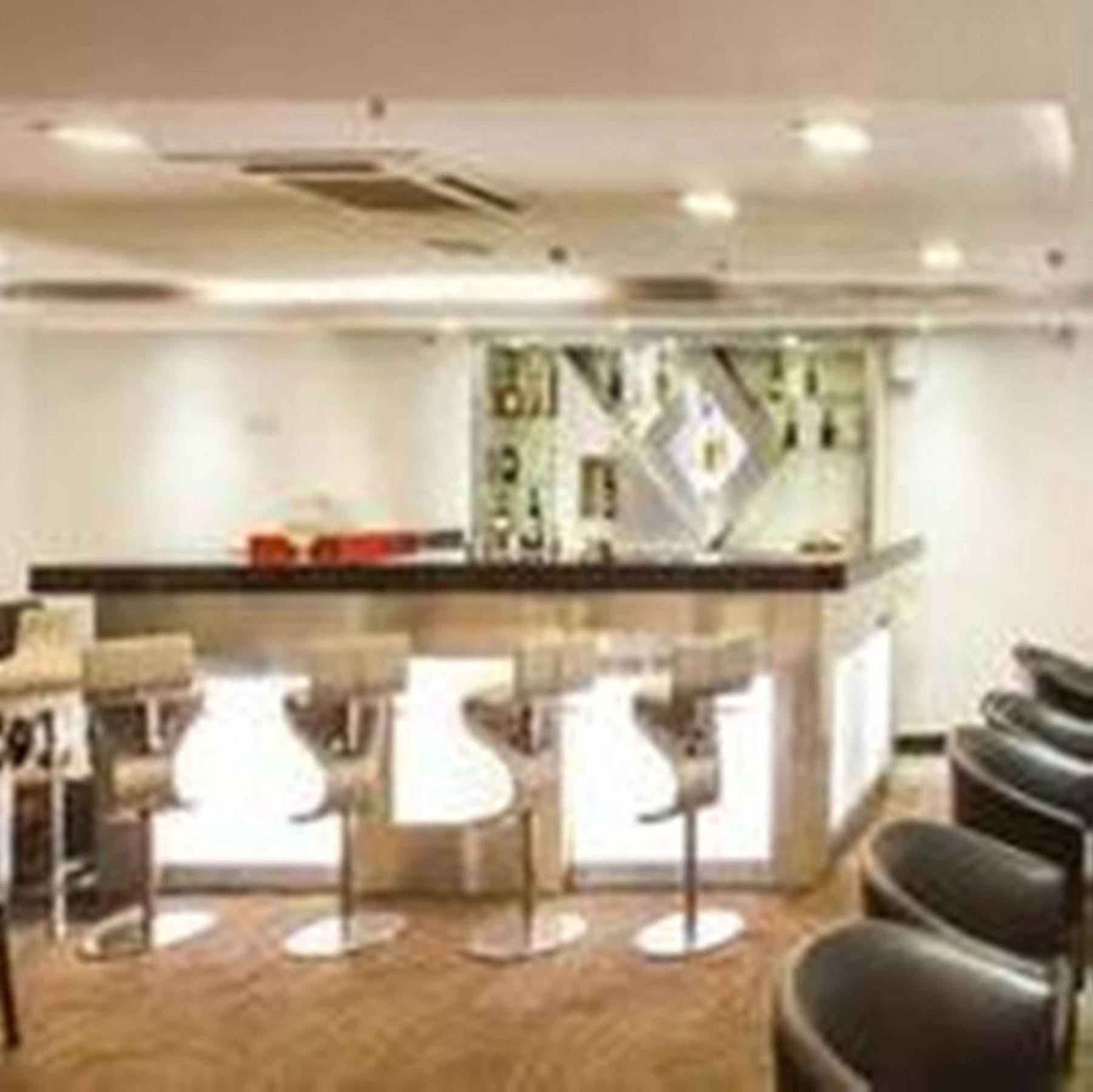 Marina Egmore Hotel 2*