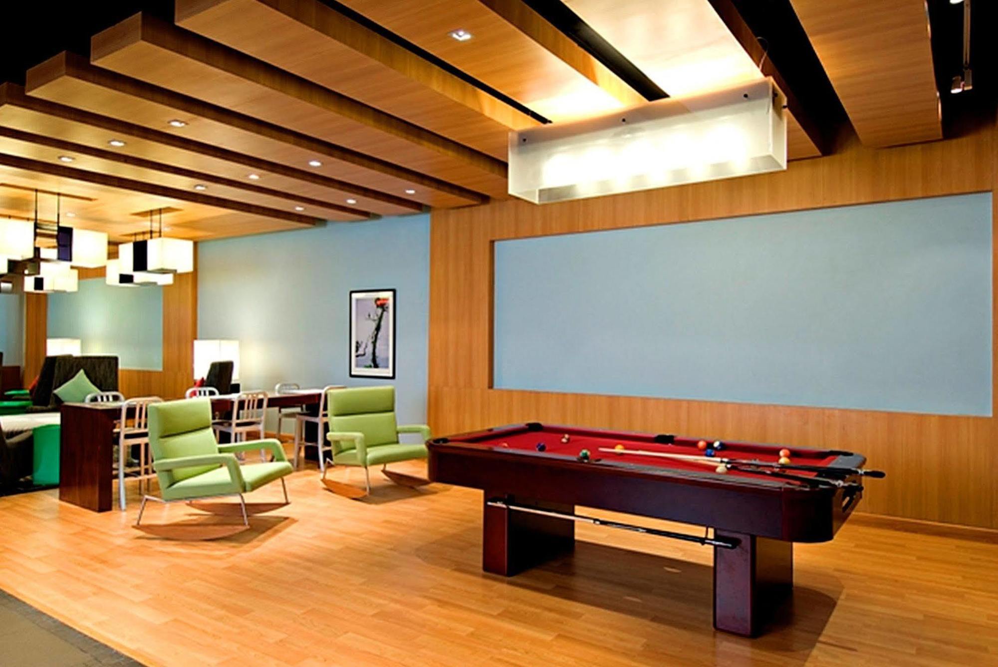 Aloft Omr It Expressway Hotel 4*