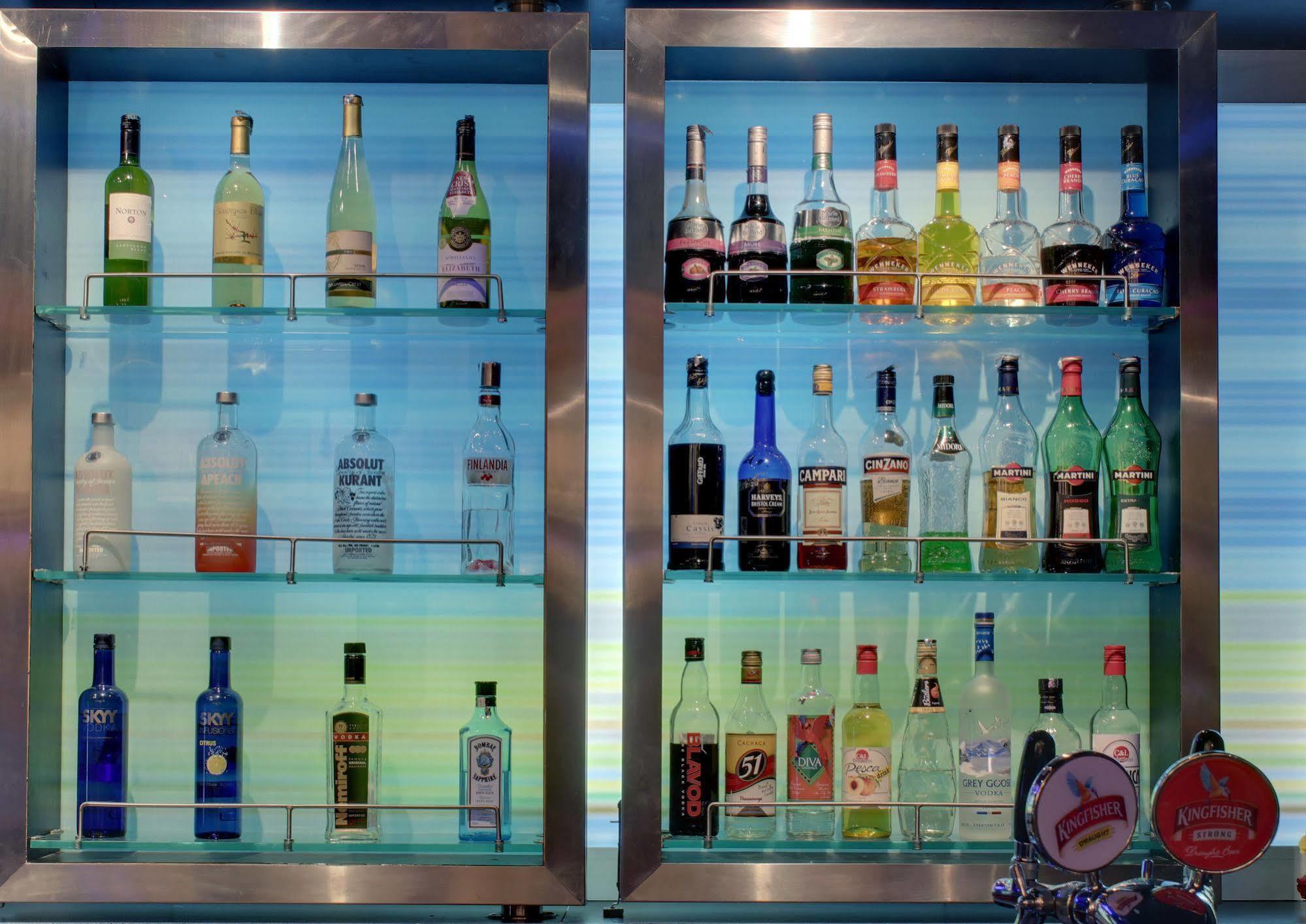 Aloft Omr It Expressway Hotel 4*