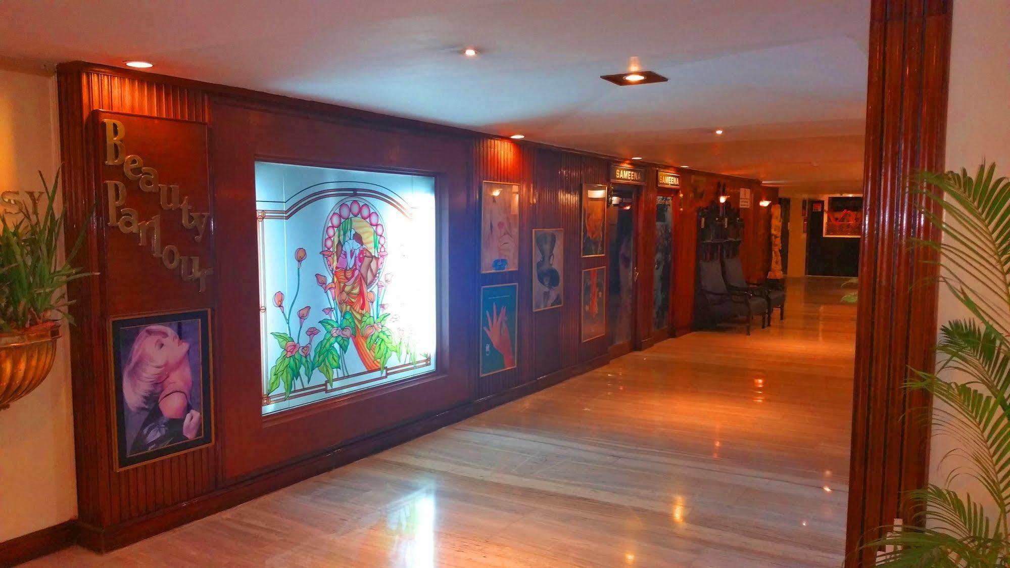 Hotel Ambassador Pallava 4*