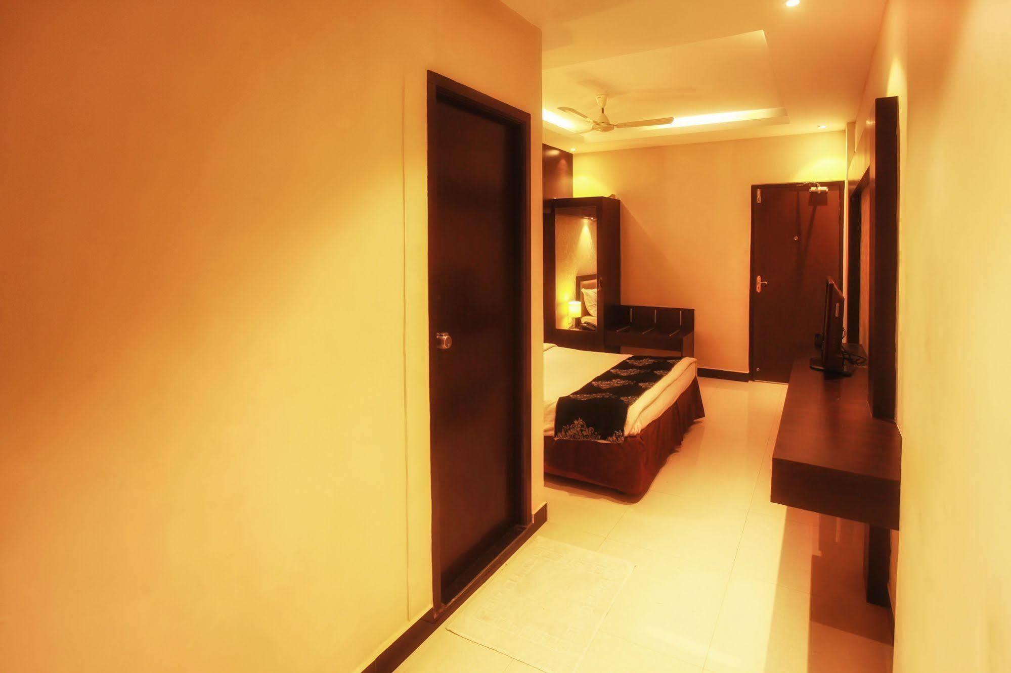 Hotel Mars Classic Chennai