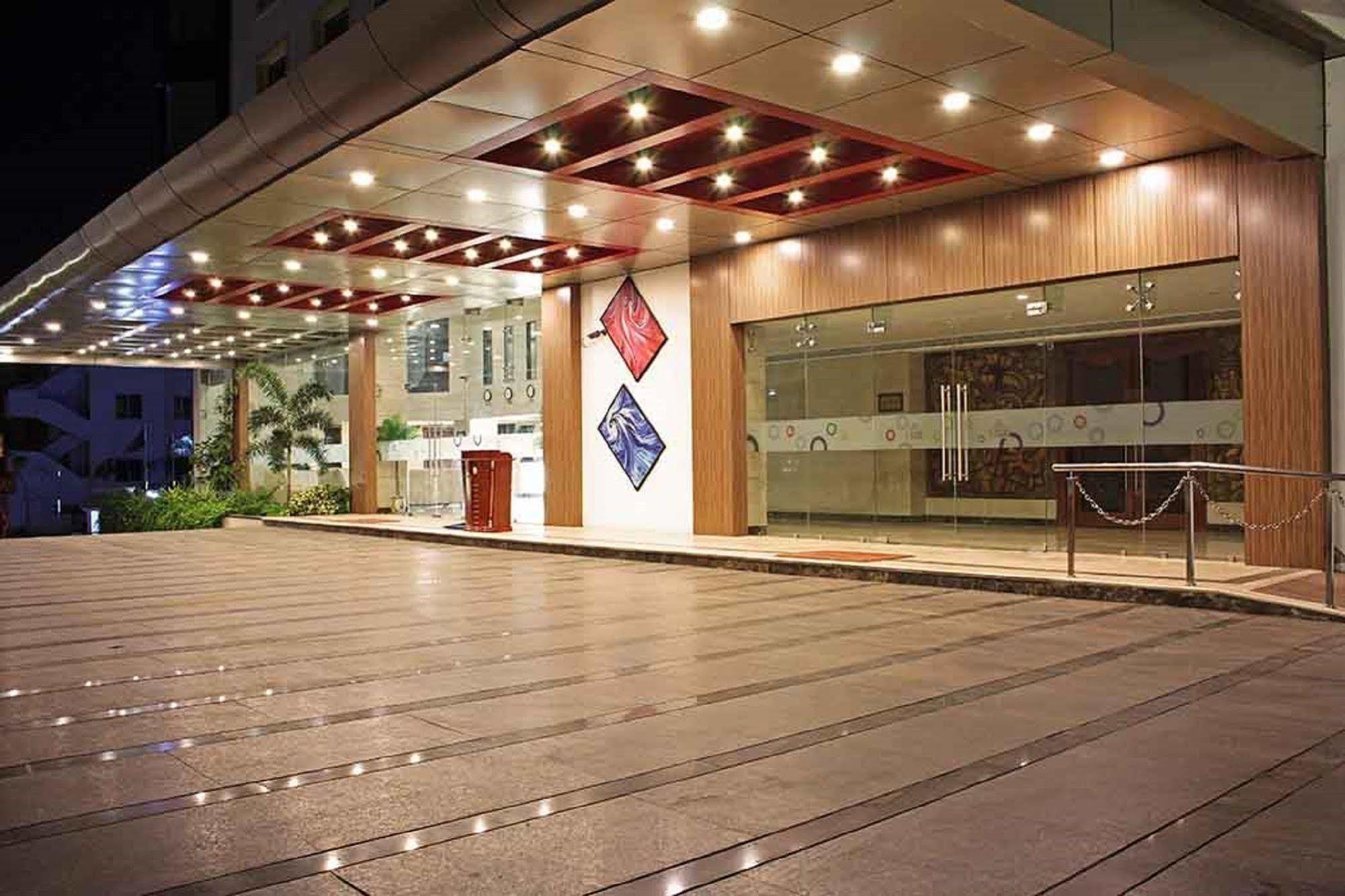 Le Palace Hotel 3*