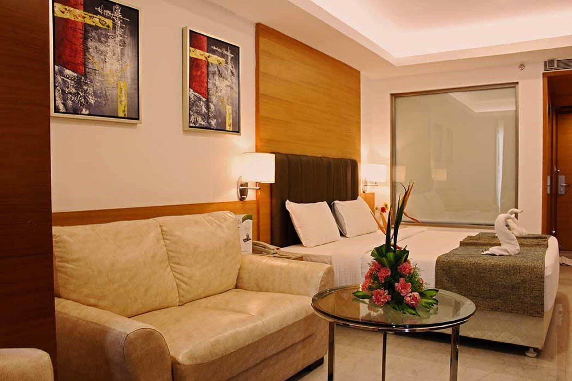 Le Palace Hotel 3*