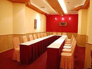 Hotel The Checkers 4*