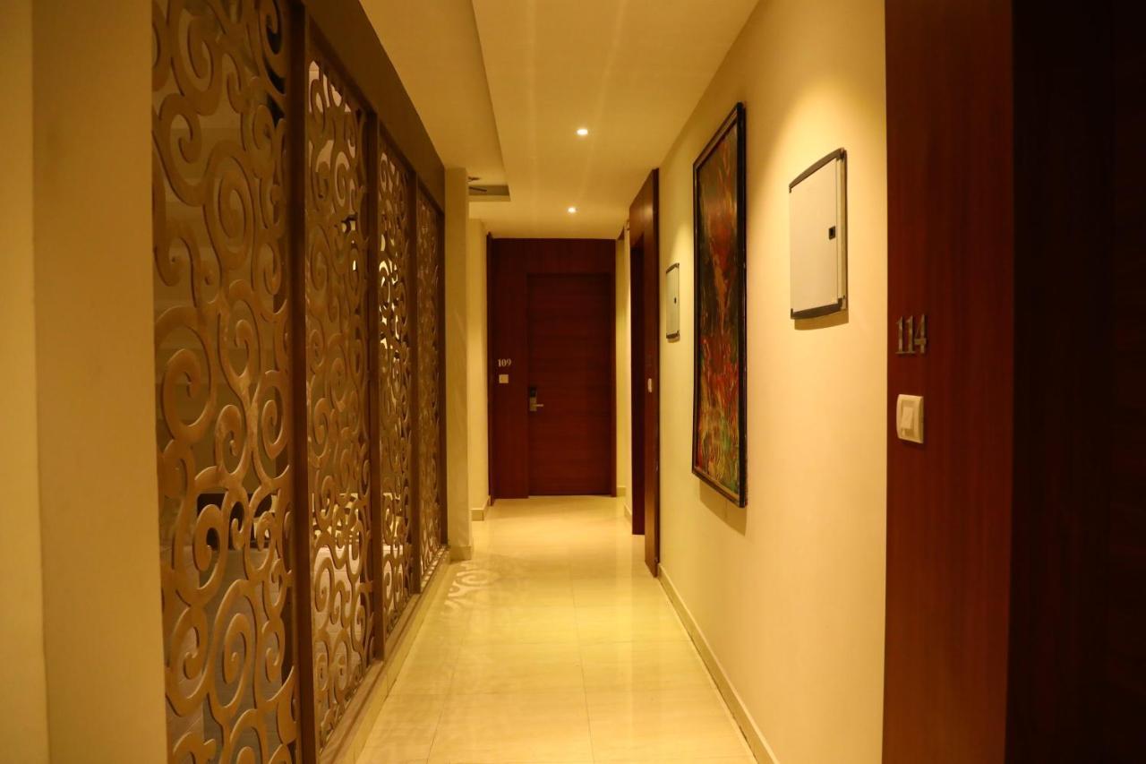 Avenue