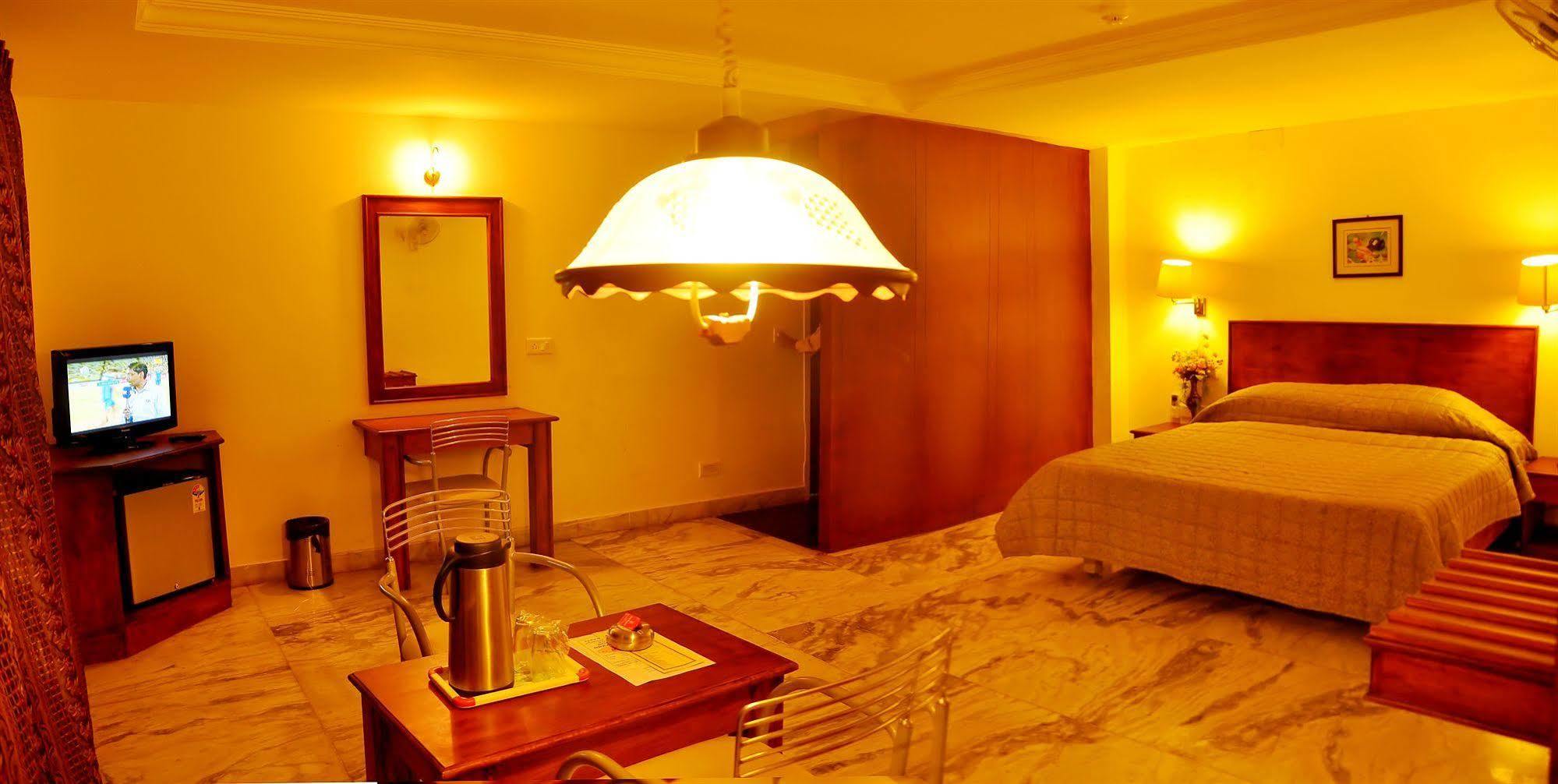 Hotel Nayagara 3*