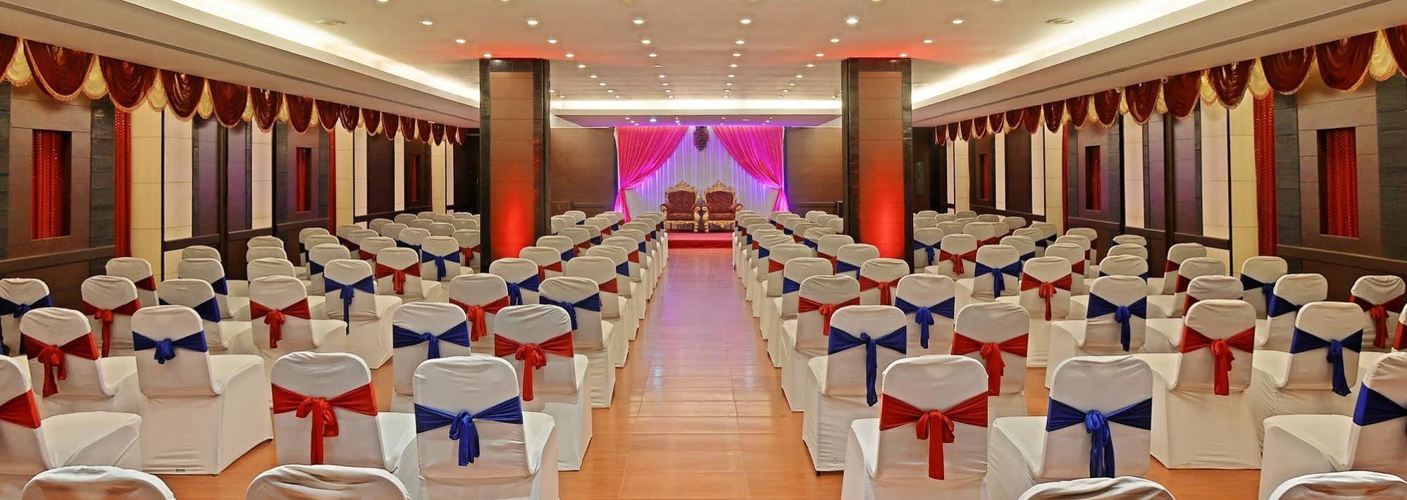 Super Townhouse Koyambedu Chennai