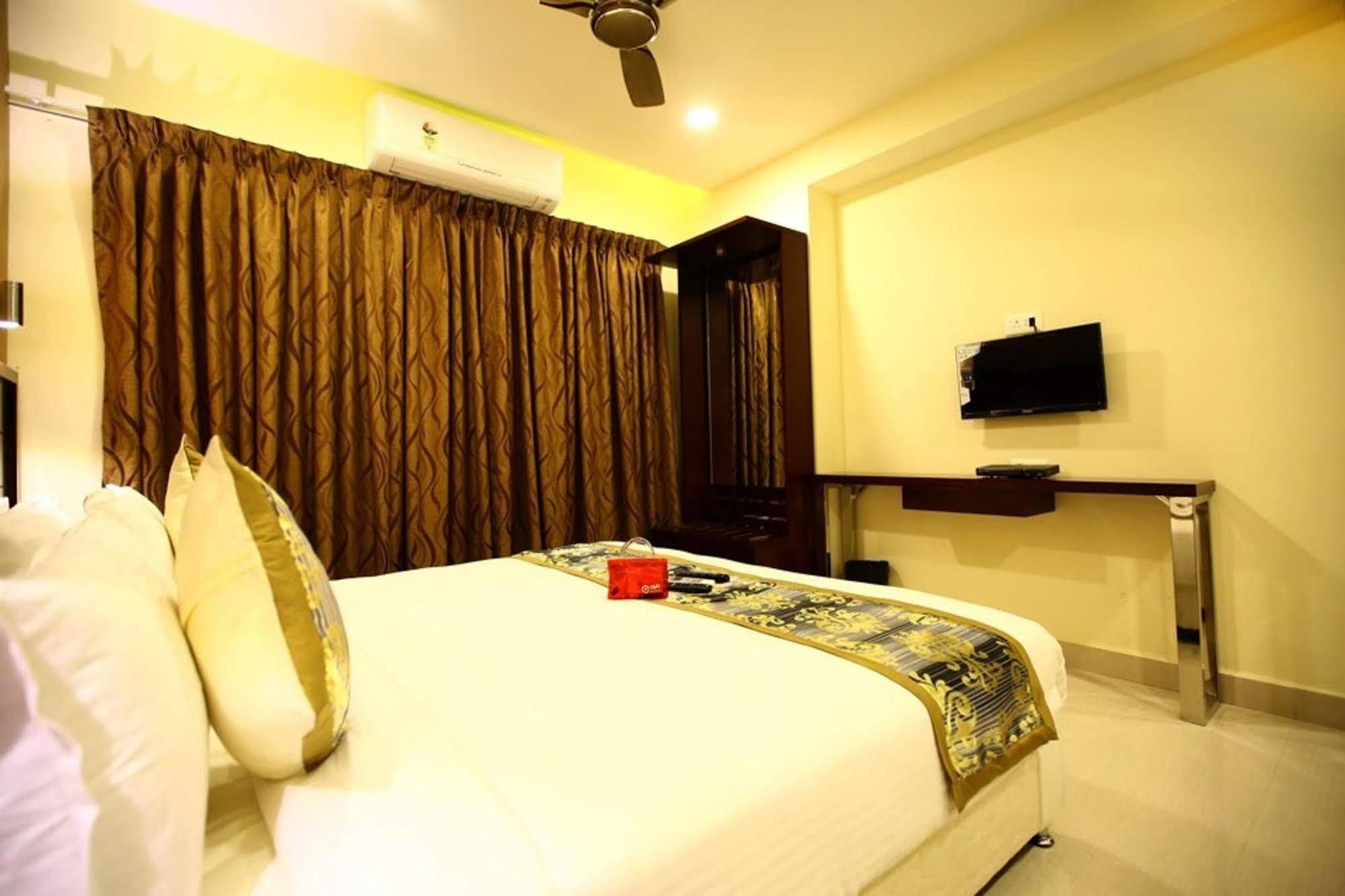 Hotel Fabhotel Alreef Residency