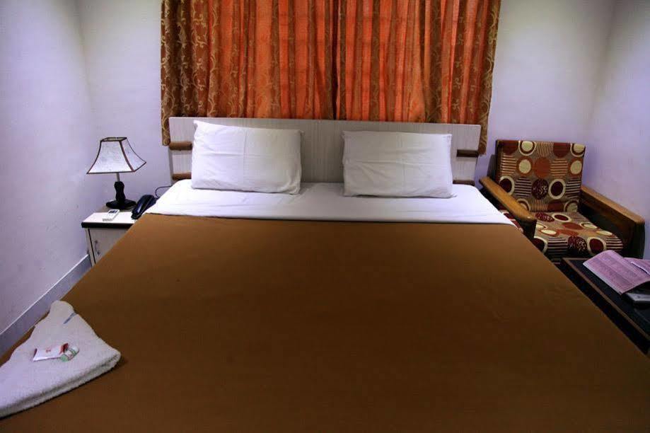 Avnb Towers 2* Chennai