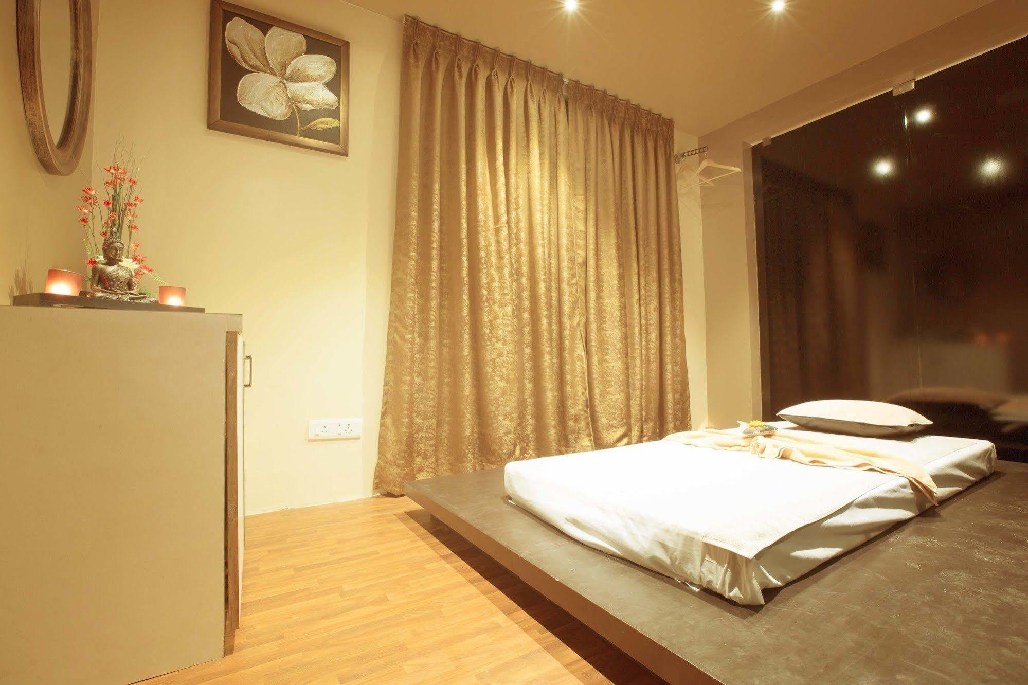 Regenta Deccan Chennai, Royapettah Hotel 4*
