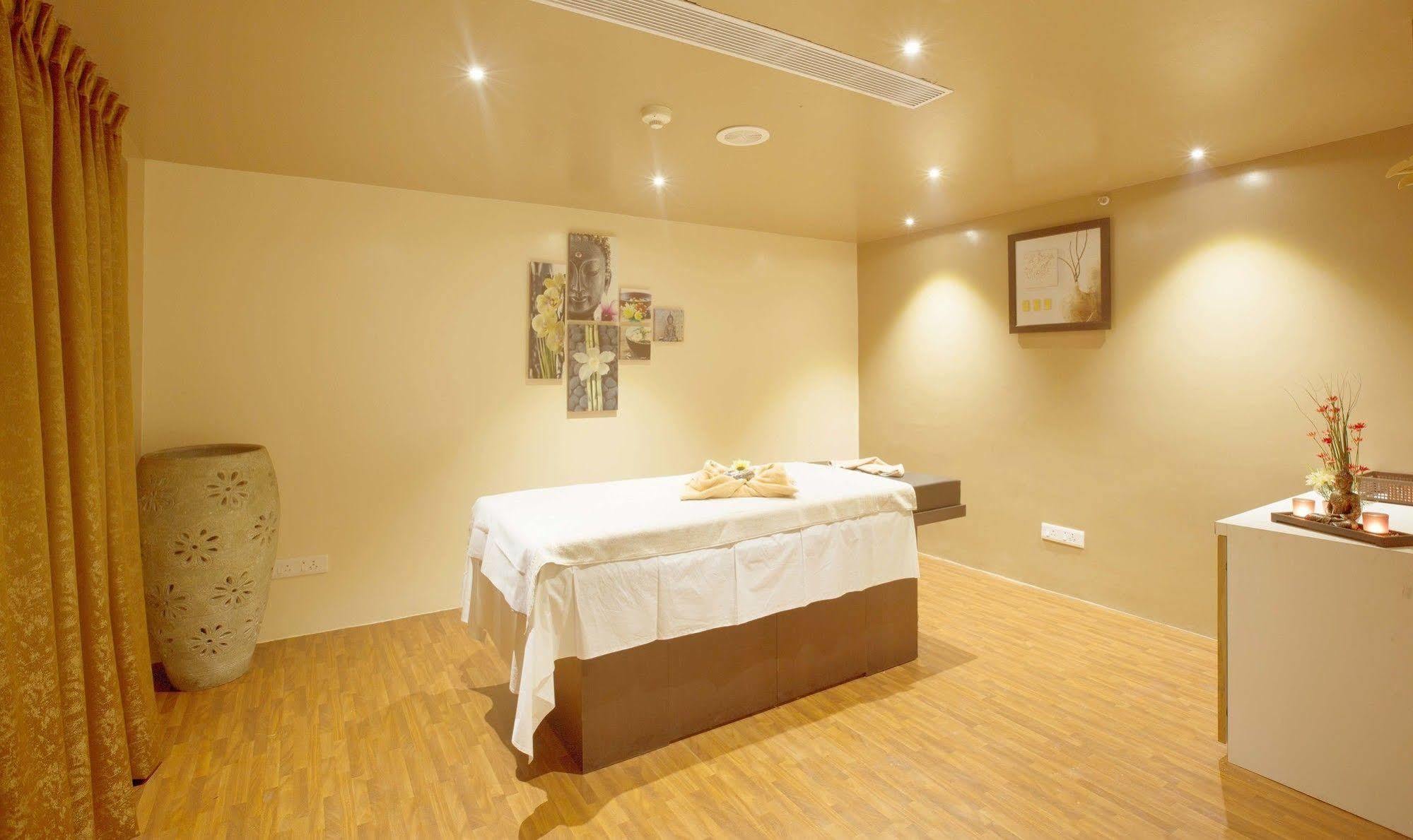 Regenta Central Deccan Chennai, Royapettah Hotel