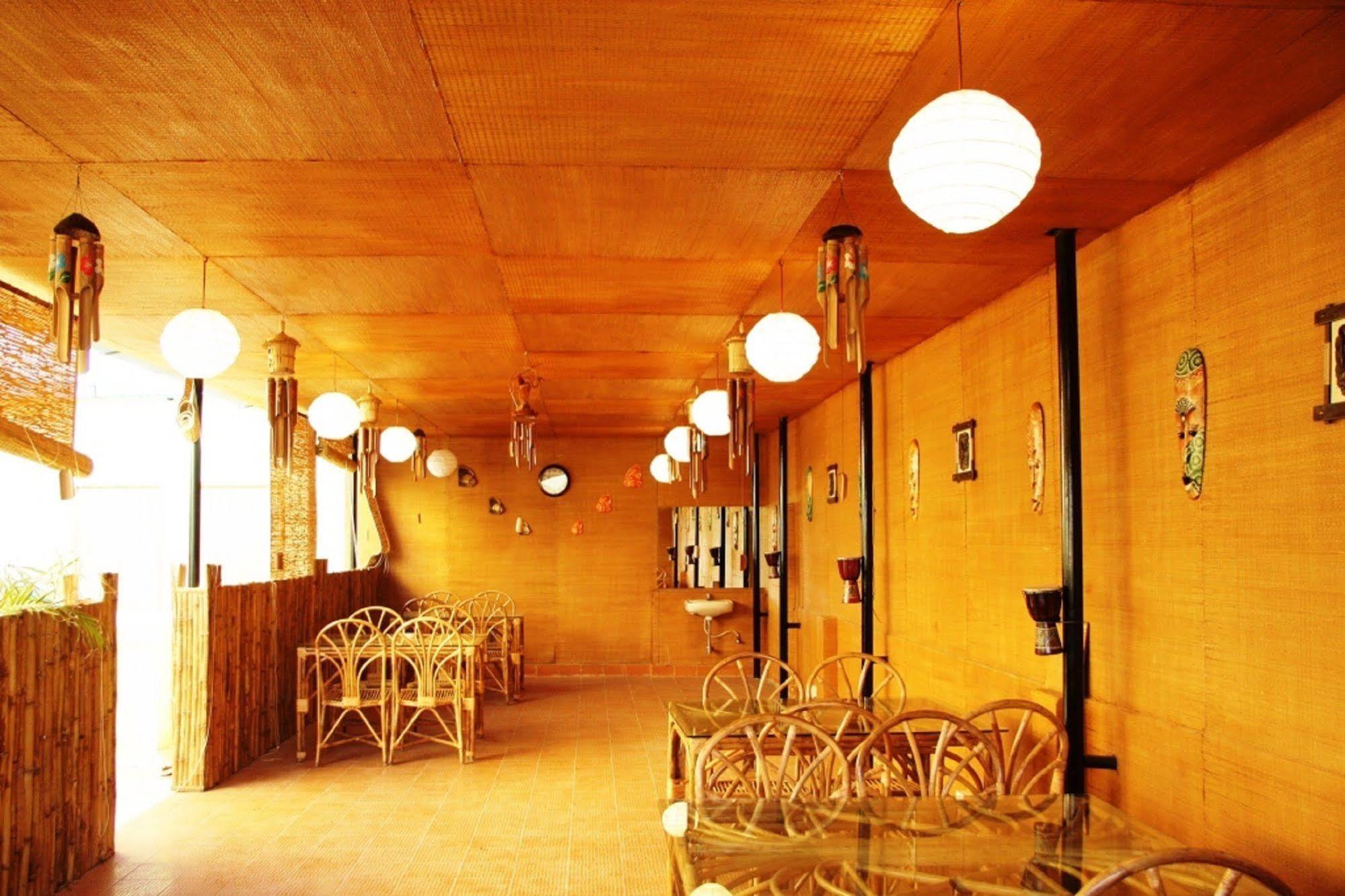 3 Seasons 3* Chennai