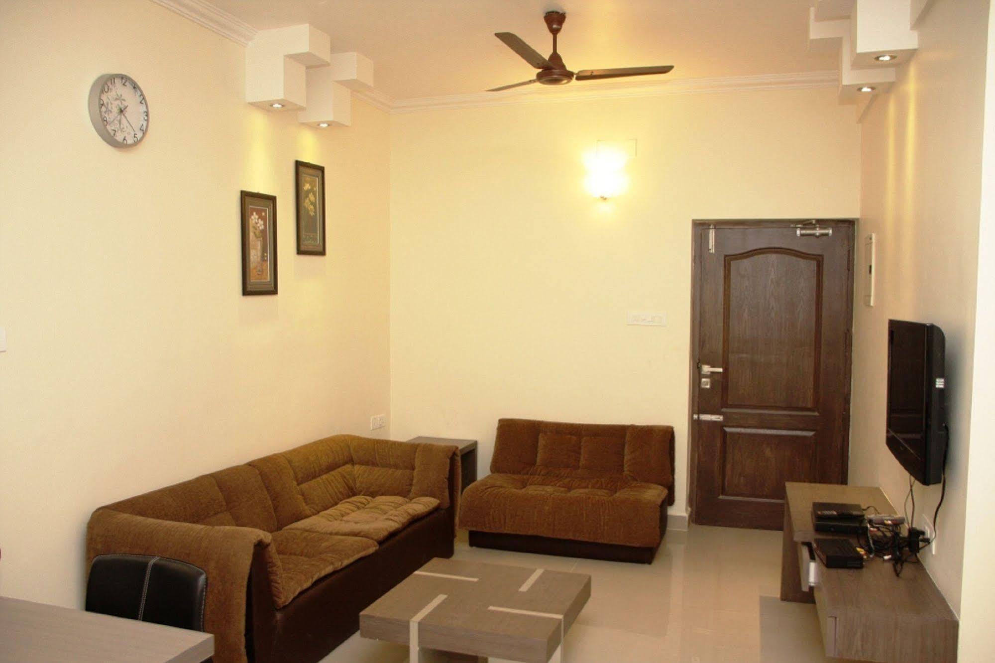 Casa de hóspedes 3 Seasons Chennai