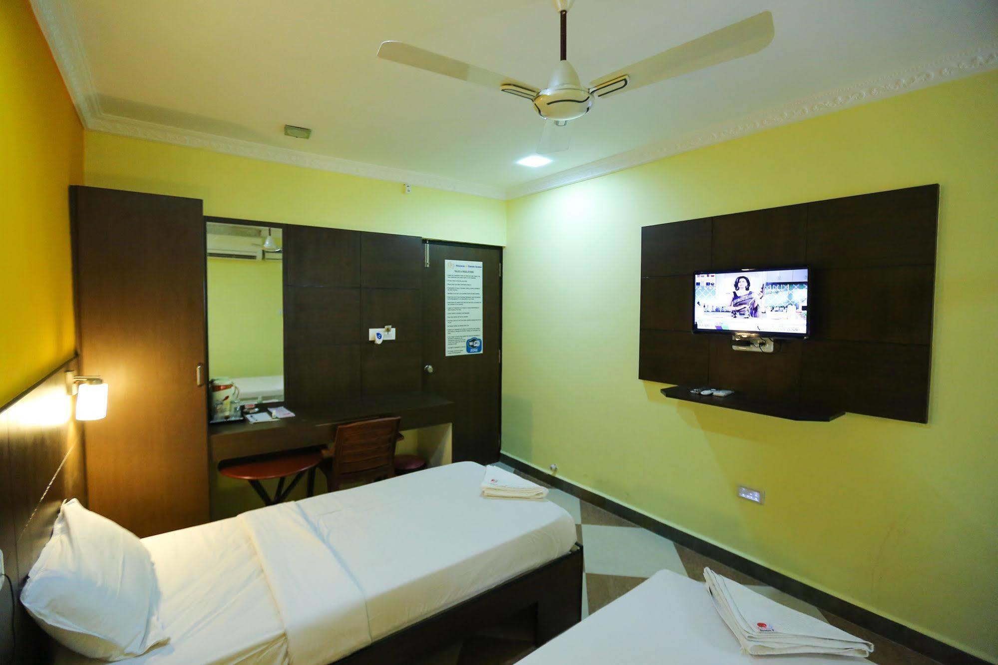 Hotel Season 4 Residences - Teynampet Near Apollo Hospital ,balaji Dental, Us Consulate Chennai