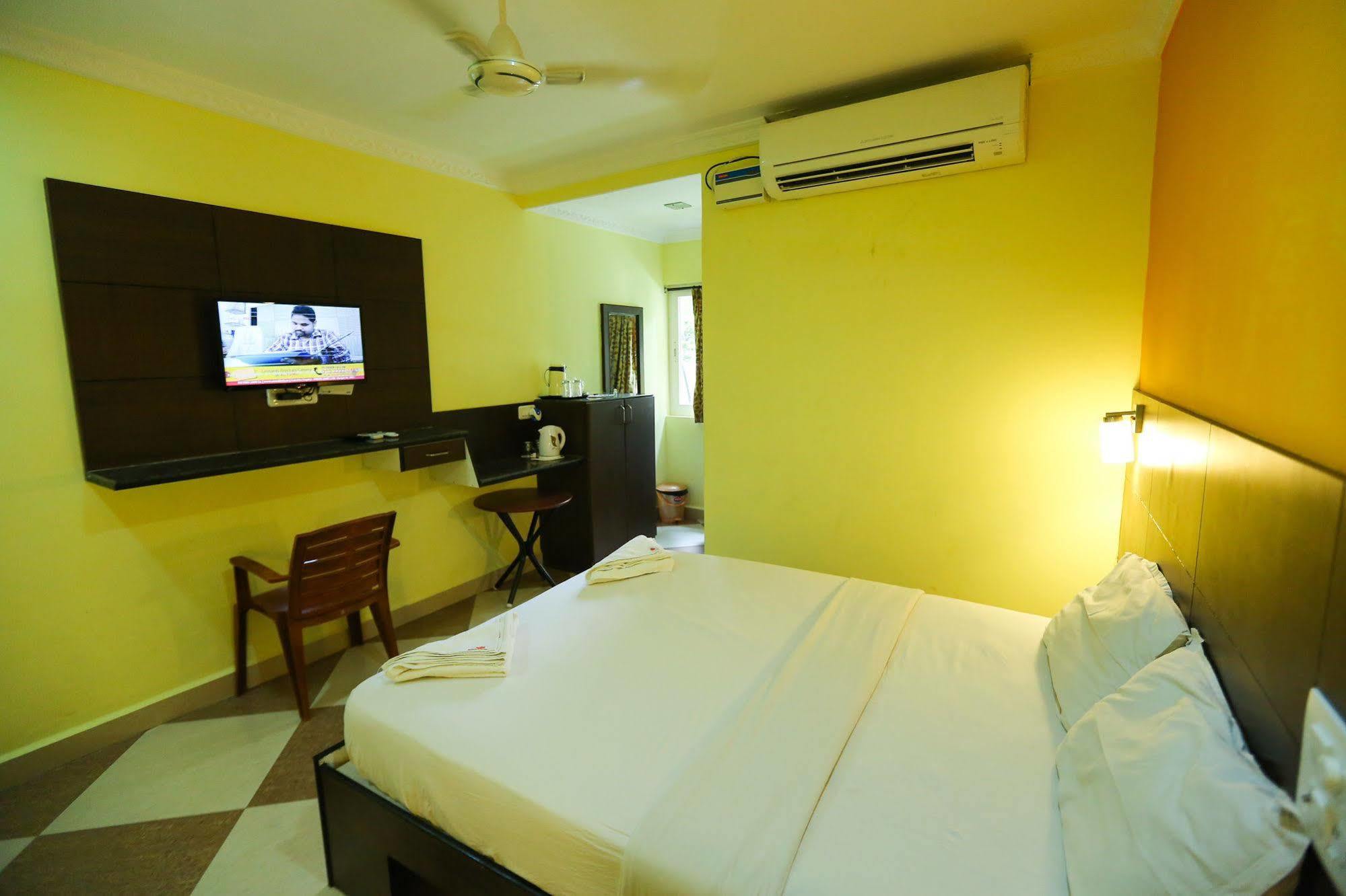 Season 4 Residences - Teynampet Near Apollo Hospital ,balaji Dental, Us Consulate 2* Chennai