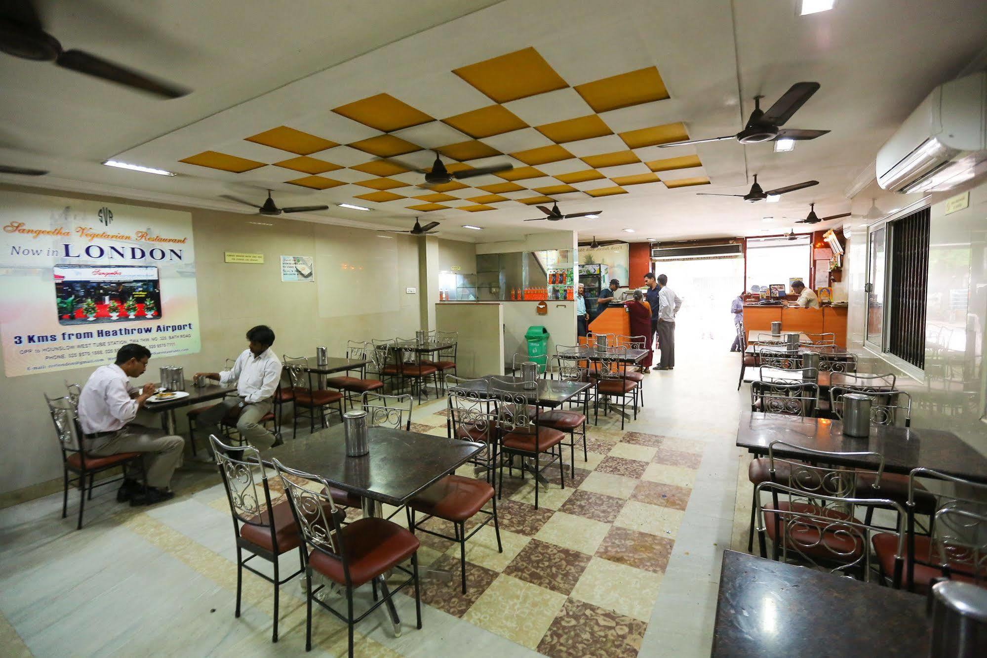 Season 4 Residences - Teynampet Near Apollo Hospital ,balaji Dental, Us Consulate 2* Chennai