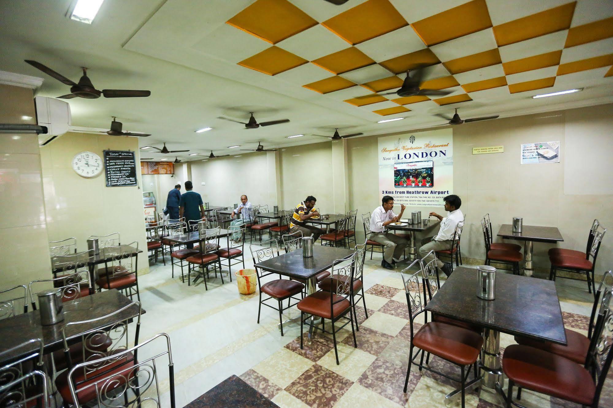 Season 4 Residences - Teynampet Near Apollo Hospital ,balaji Dental, Us Consulate 2* Chennai