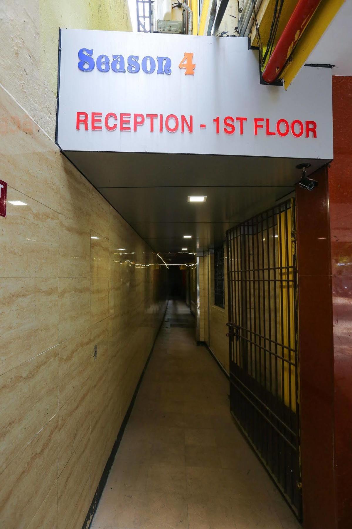 Hotel Season 4 Residences - Teynampet Near Apollo Hospital ,balaji Dental, Us Consulate