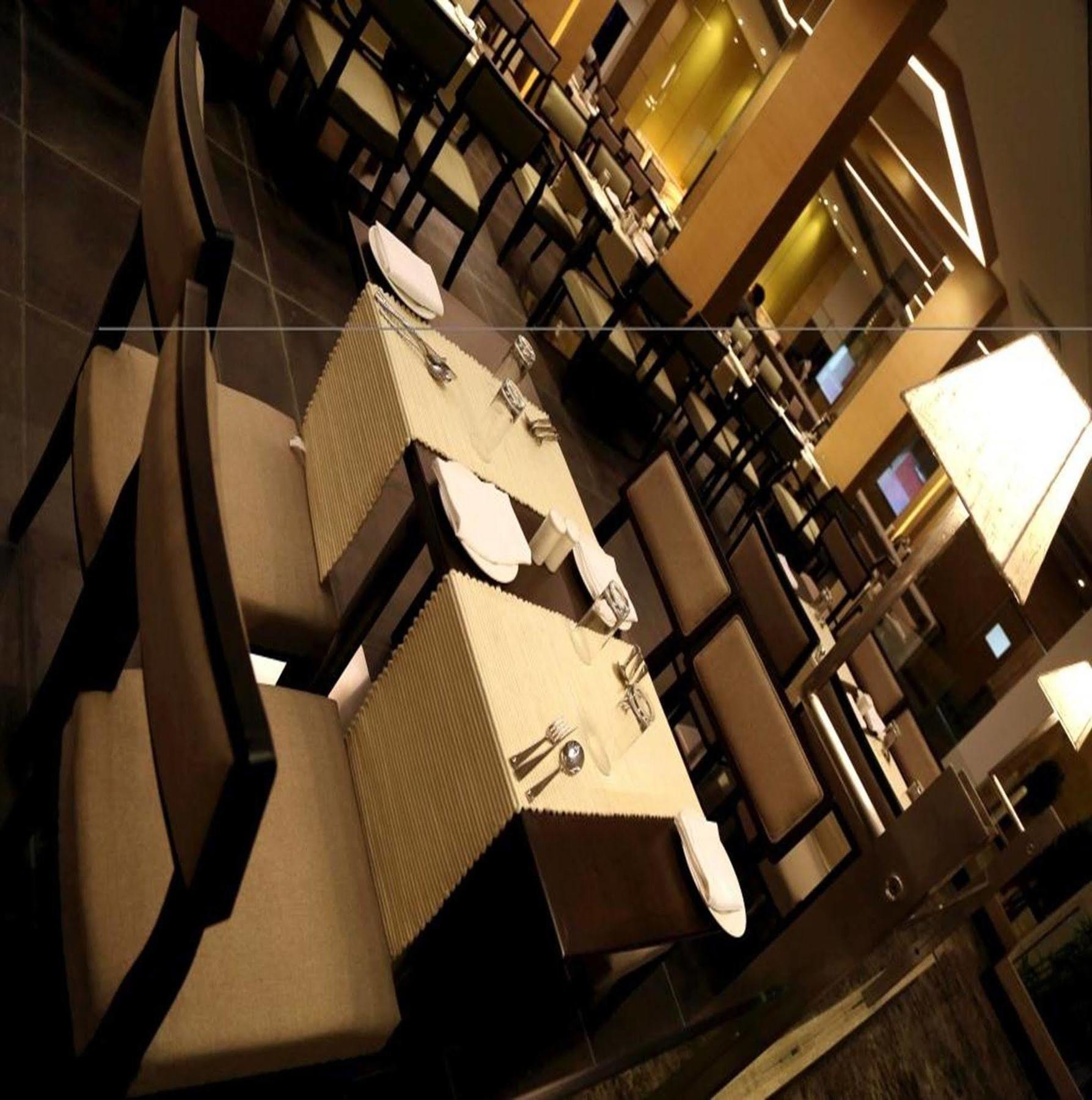 Abu Palace 3*