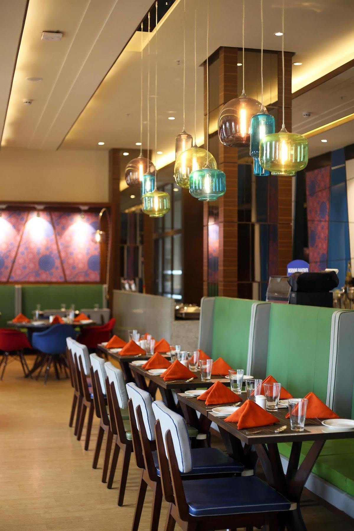 Express Old Mahabalipuram Road 4* Chennai