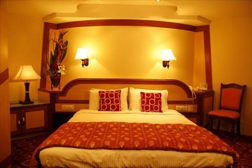 The Checkers 4* Chennai