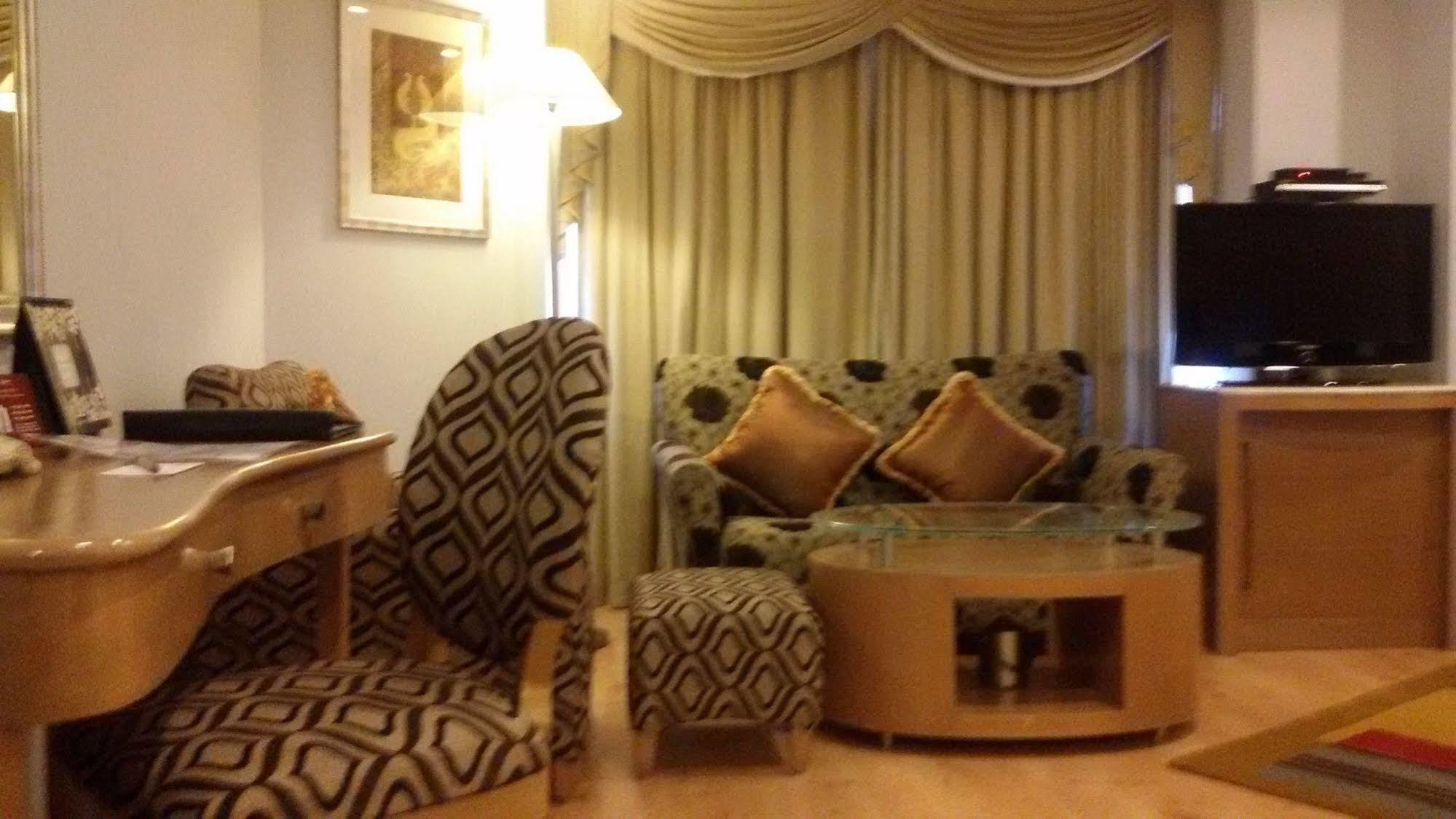 Park Plaza Omr Hotel 5*